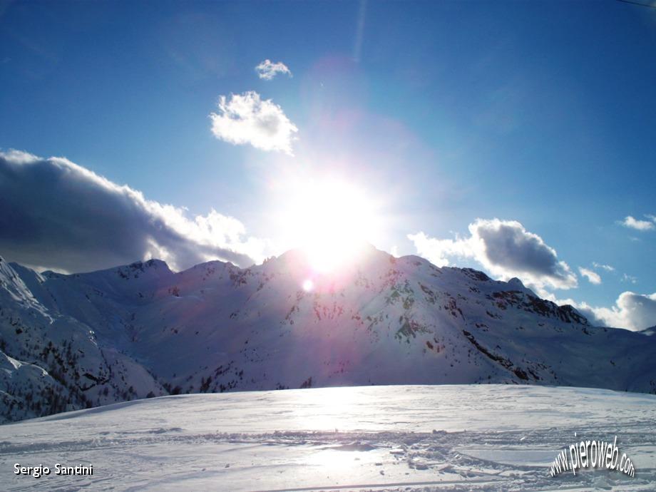 11 Il sole si abbassa dietro il Ponteranica.JPG